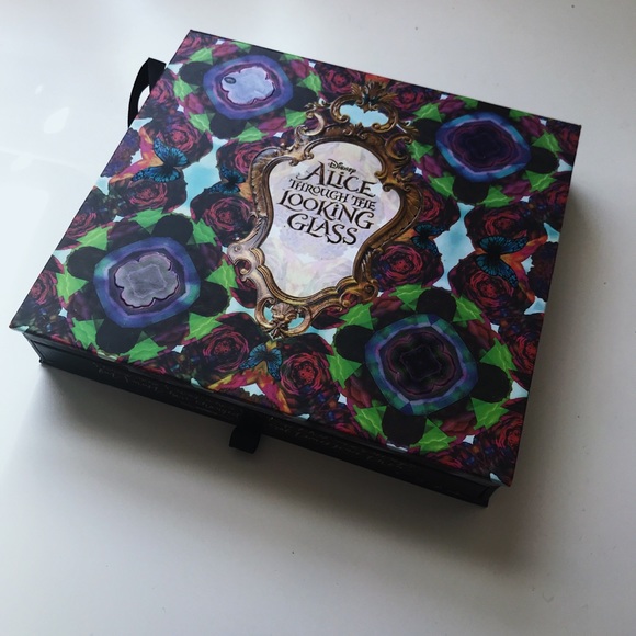 Alice Through The Looking Glass by Urban Decay - Picture 4 of 5